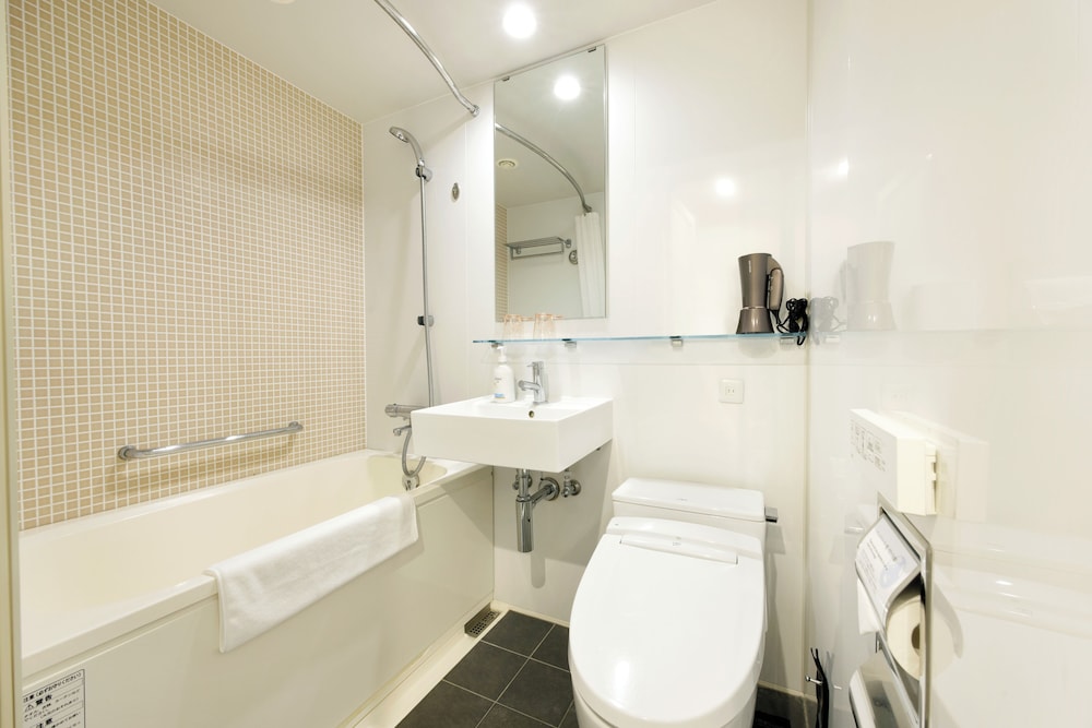 Holiday Inn & Suites Sapporo Odori Park 55/57