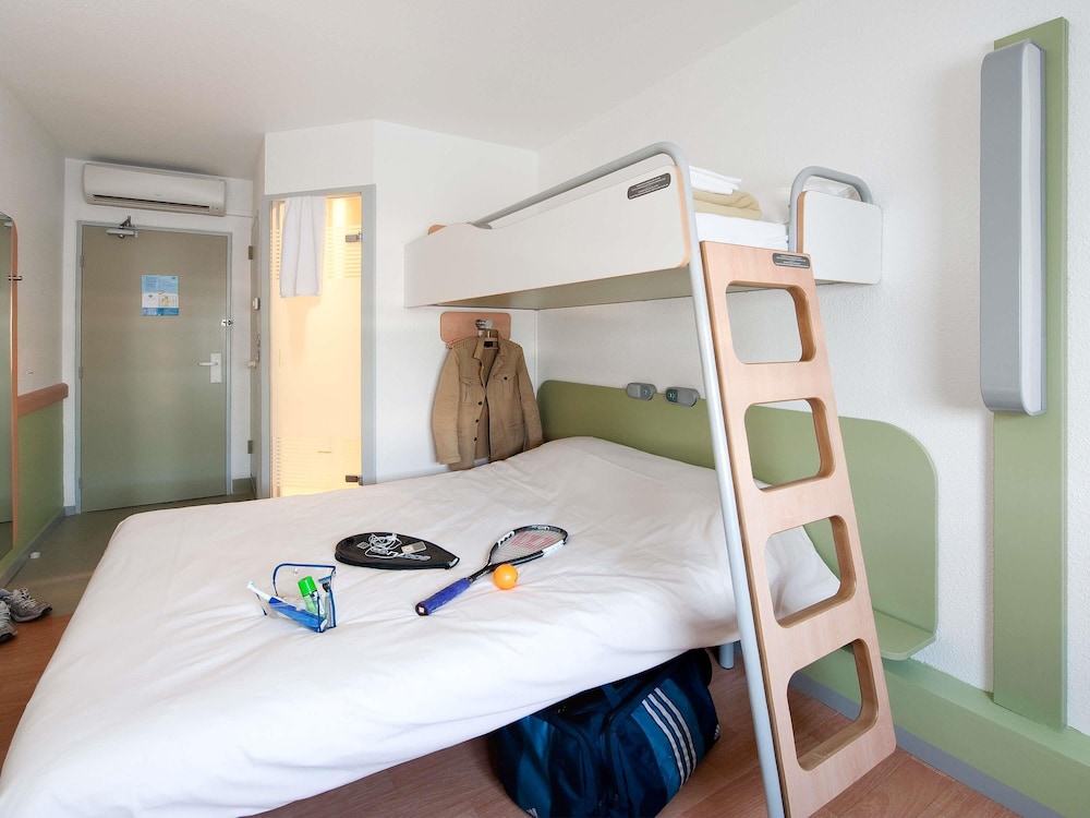 Ibis Budget Poitiers Sud 13/57