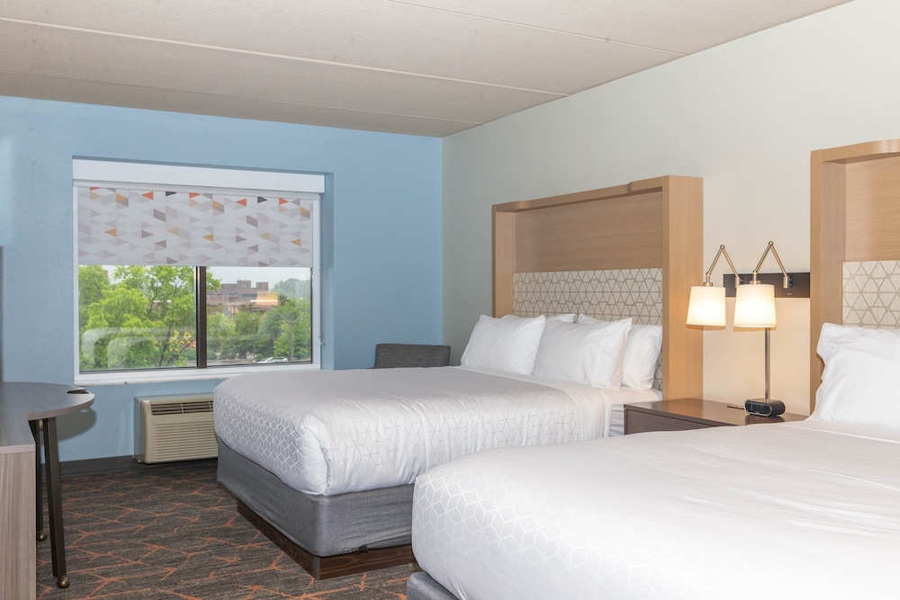 Holiday Inn Cleveland-S Independence 19/58