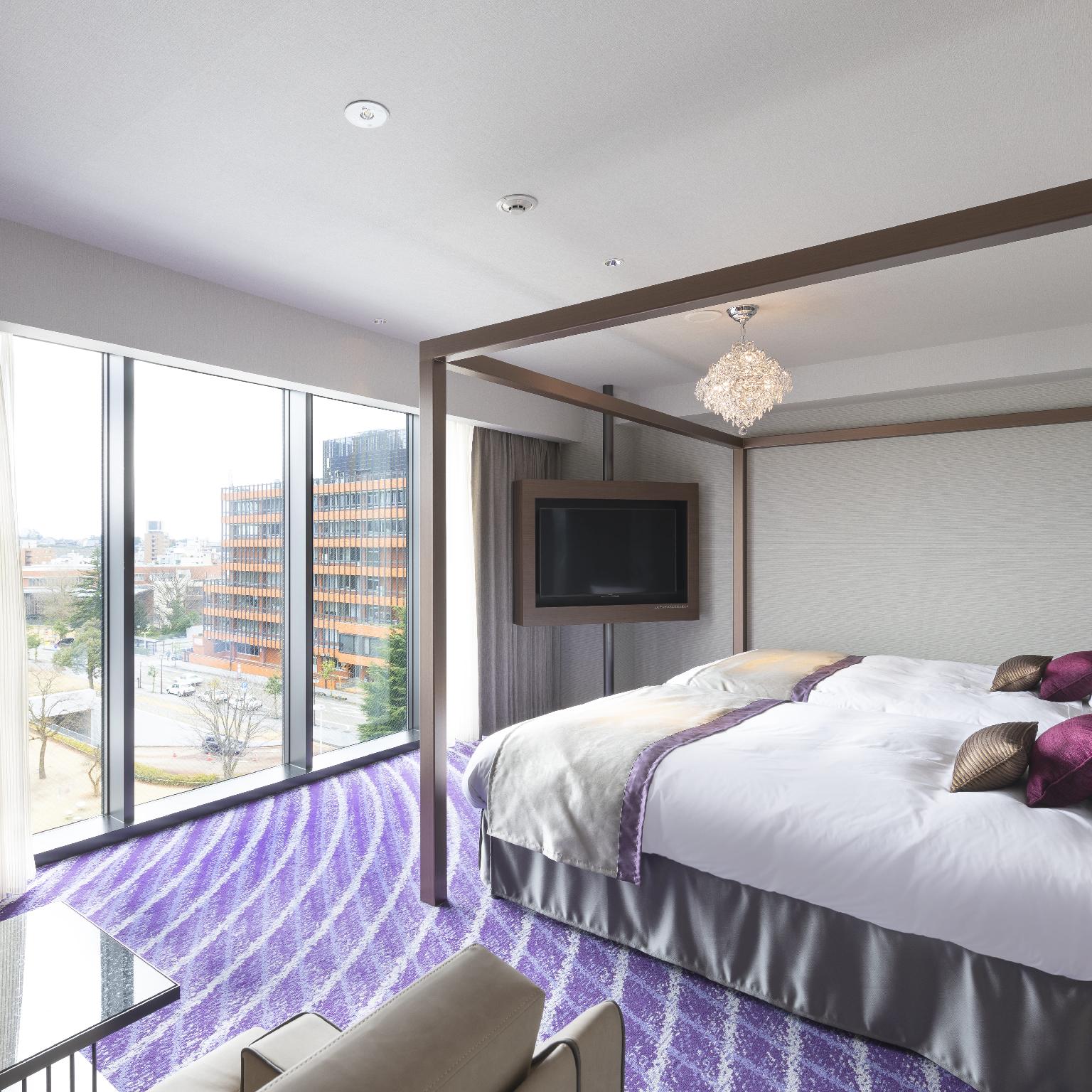 Sweet, Luxury, Twin Beds, Mountain View