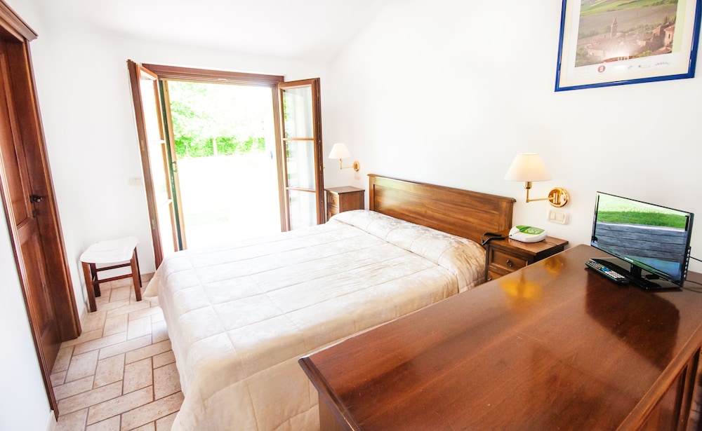 Villaggio Albergo Le Macerine 13/46