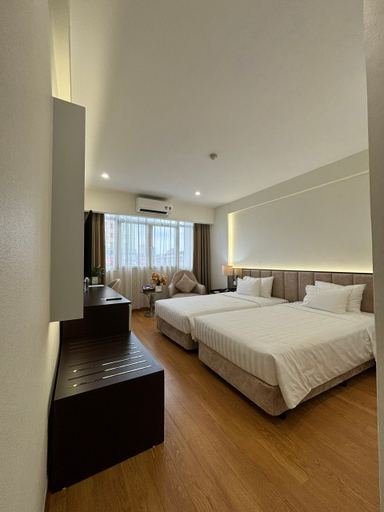Superior, Twin Beds