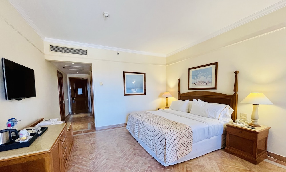 The Cascades Golf Resort, Spa and Thallasso 12/50