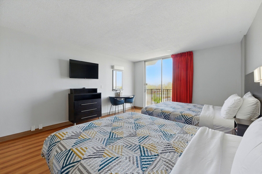 Motel6 Atlanta, GA - Atlanta Airport Virginia Ave 37/60