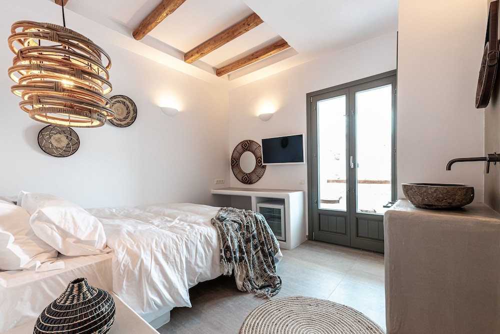 Bohemian Luxury Boutique Hotel - Adults Only 11/50