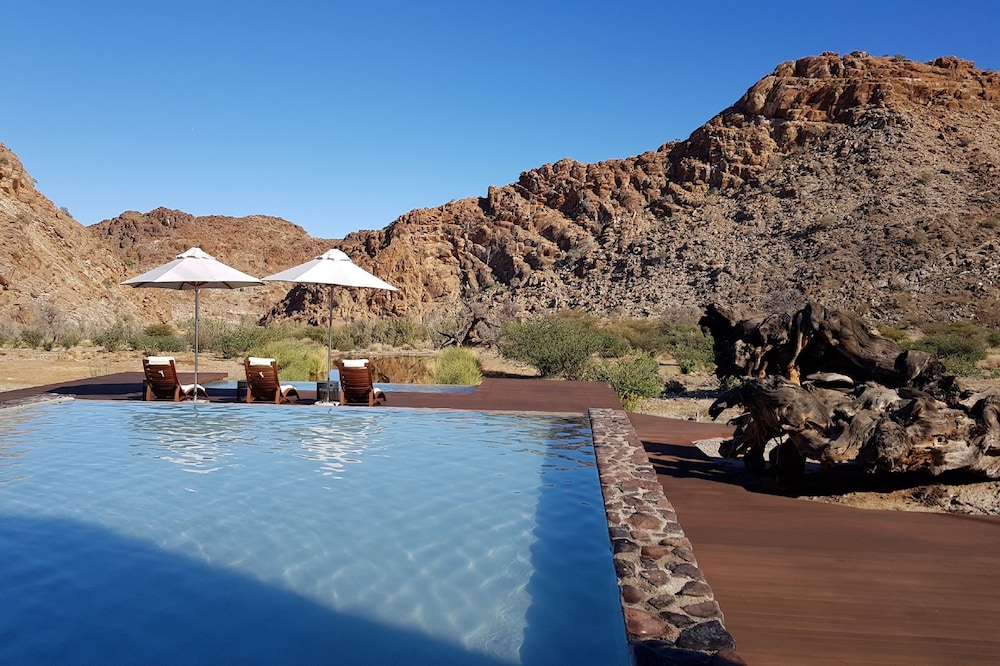 Tutwa Desert Lodge 40/50
