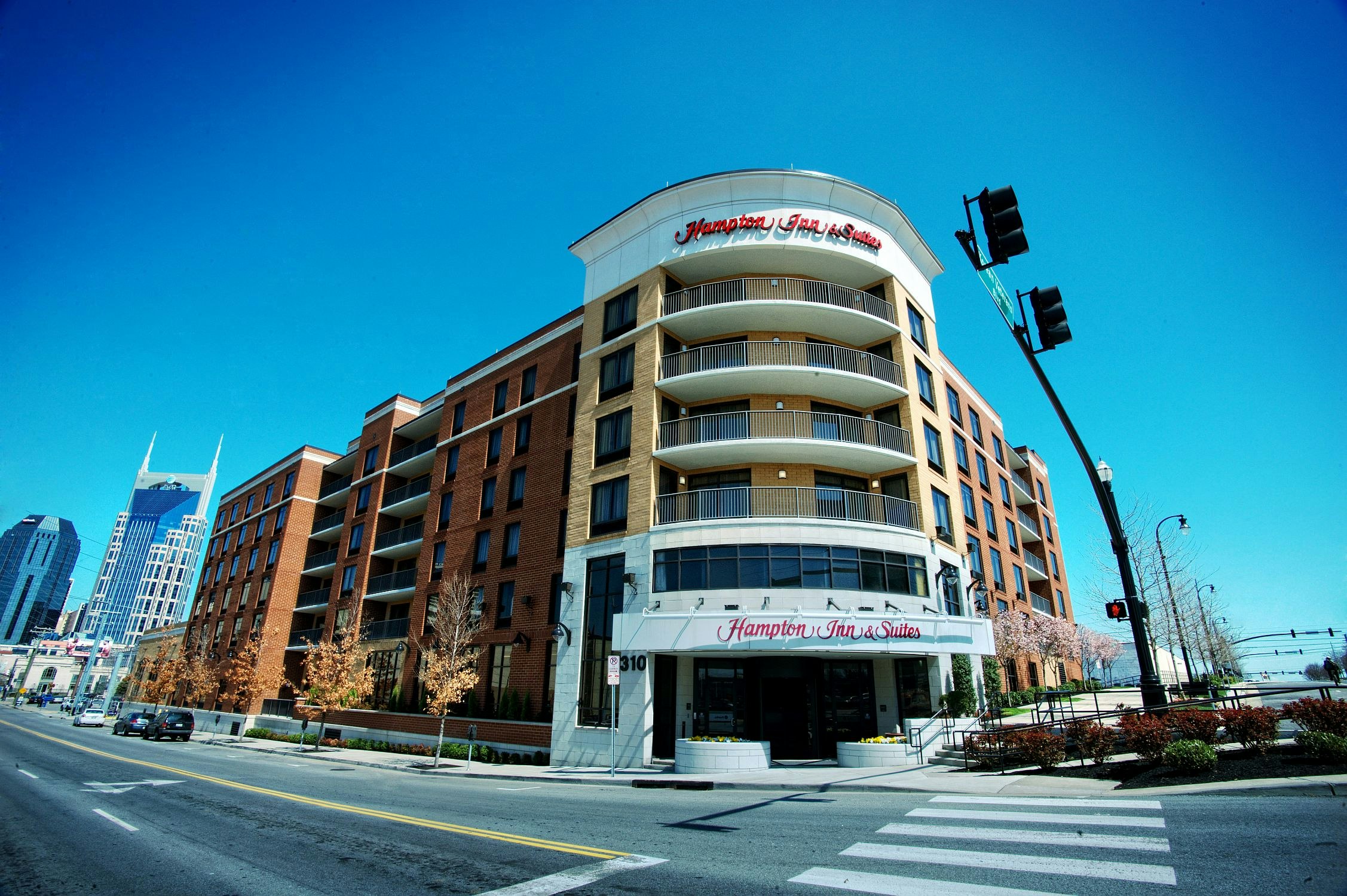 Hampton Inn And Suites Nashville Downtown Tn 5/53