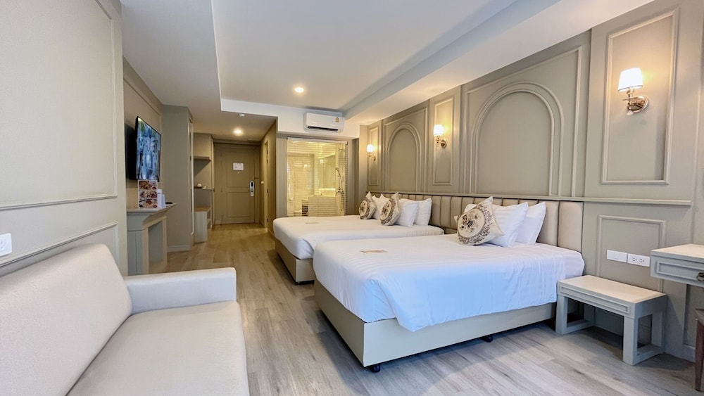 Premier Triple Room