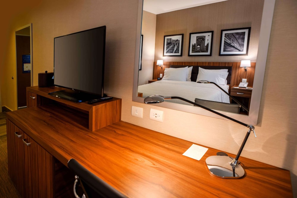 Hampton Inn by Hilton Piedras Negras 14/53