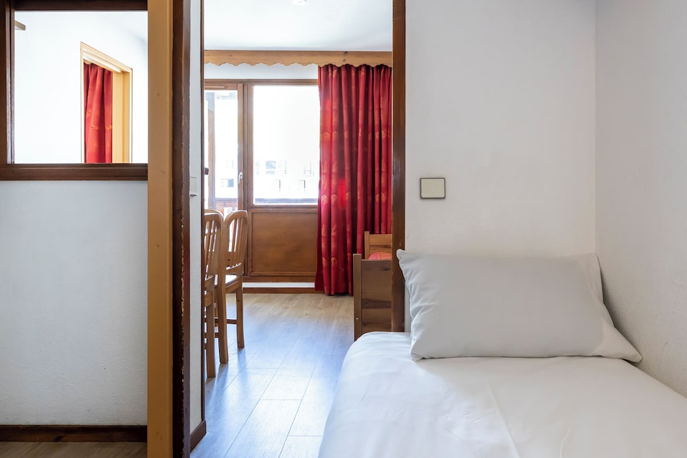 LE HAMEAU DU BORSAT 11/50