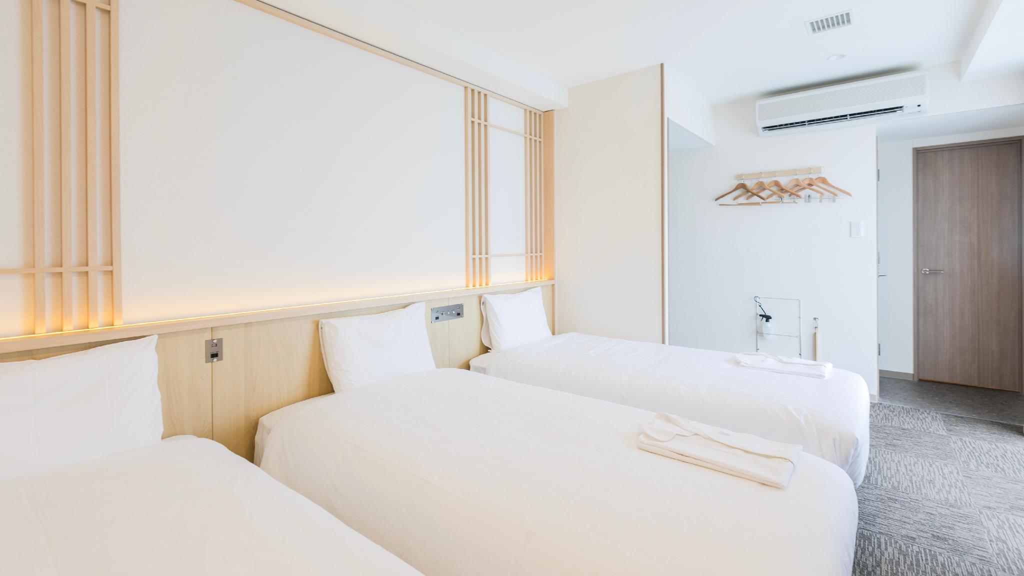 Room, Triple, Female Floor