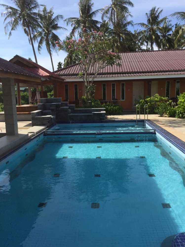 Chuu Pun Village Resort 6/75