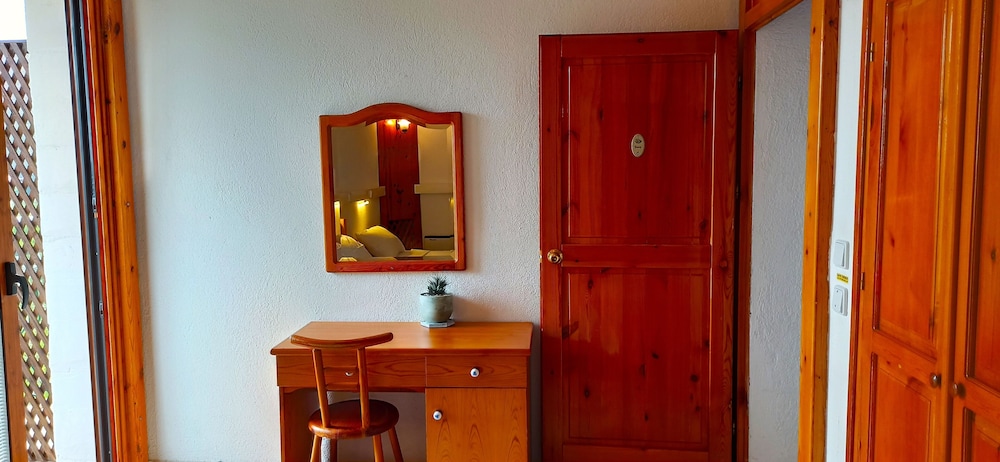 Swiss Eviniz Hotel 4/23