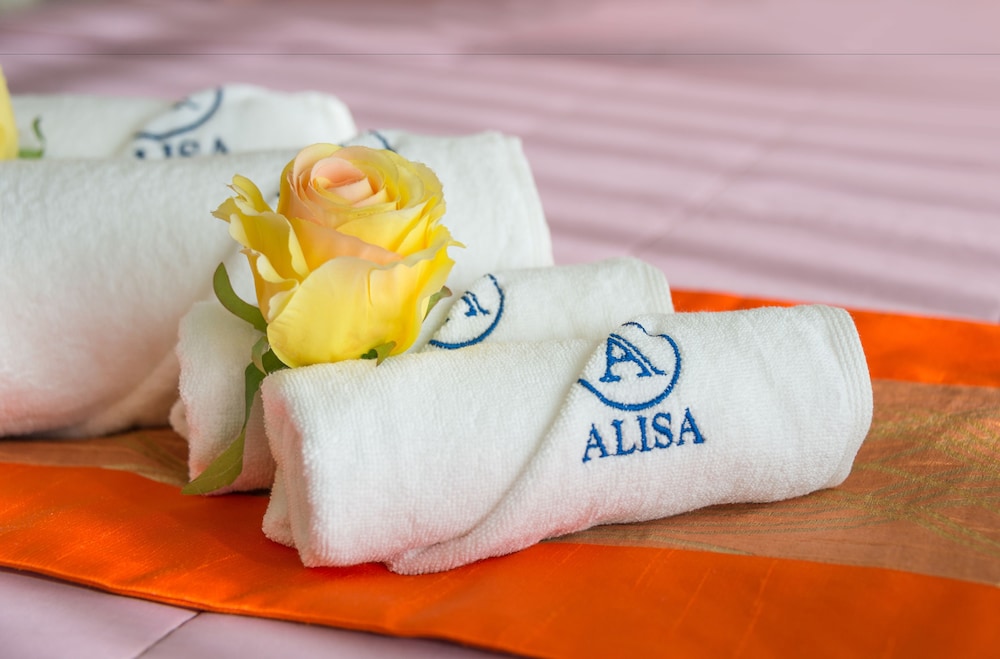 Alisa Room Service 25/48