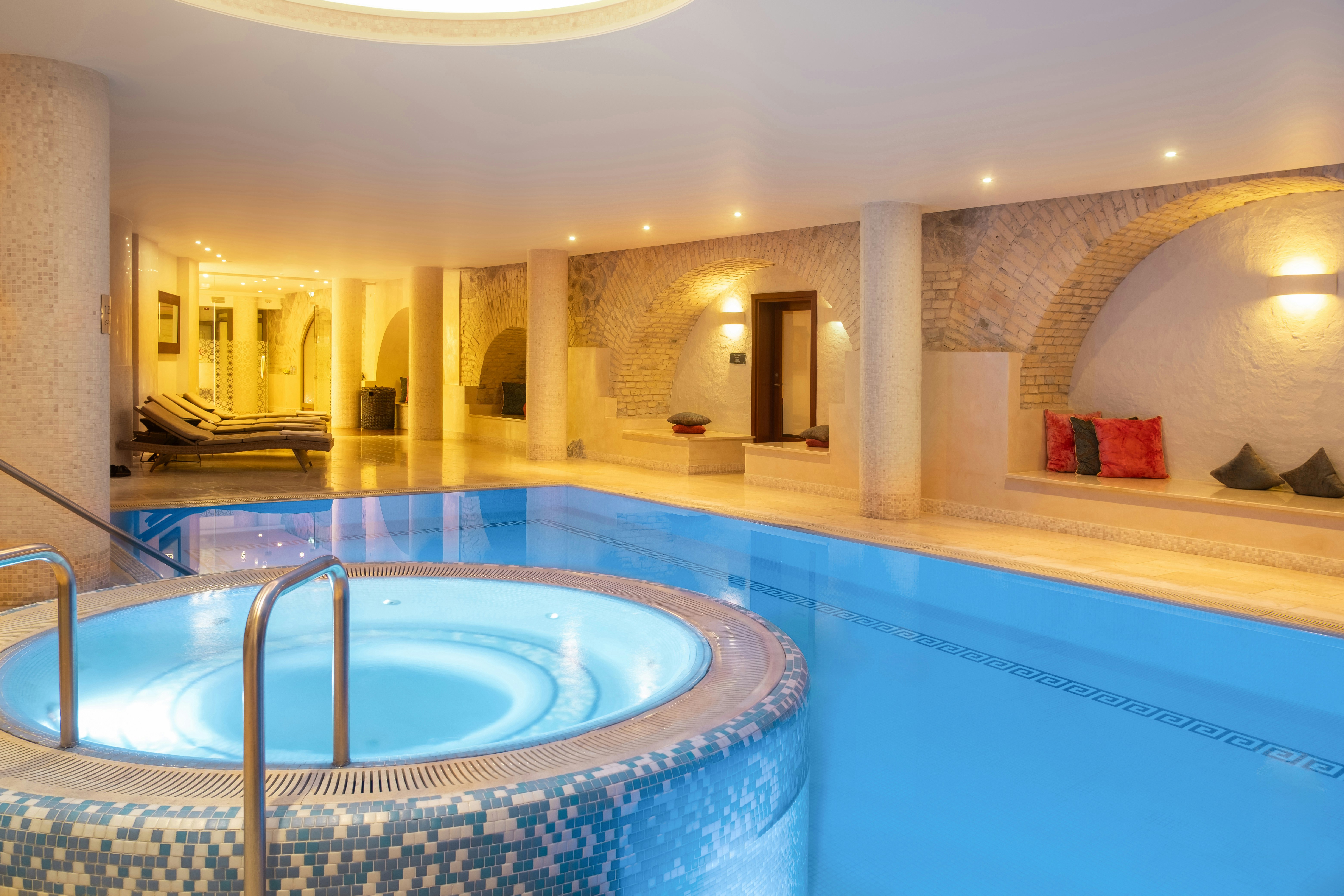 Grand Hotel Vilnius, Curio Collection by Hilton 9/47