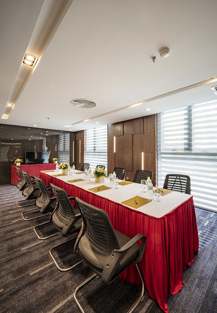MUONG THANH LUXURY SAI GON 42/50
