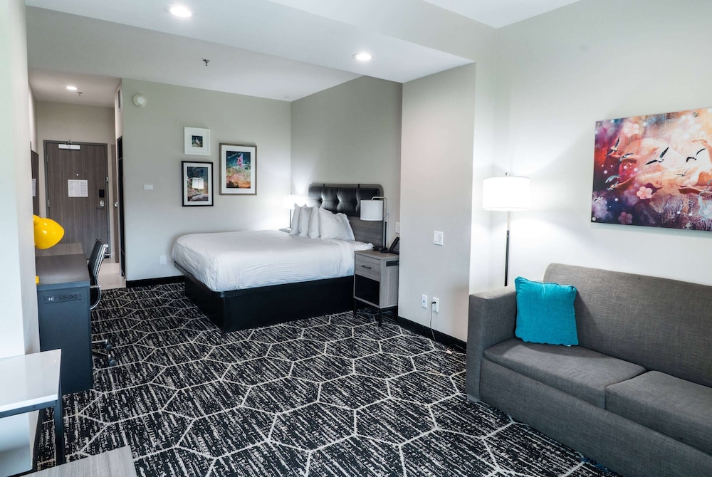 La Quinta Inn & Suites by Wyndham Corpus Christi Southeast 42/56