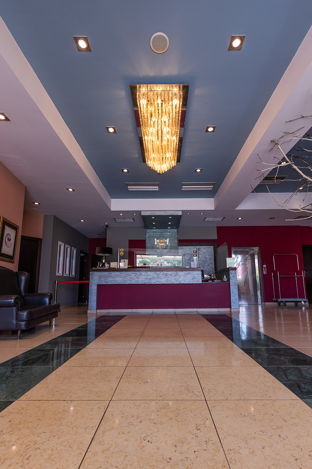 Lobby at Amalias Hotel, Ilida