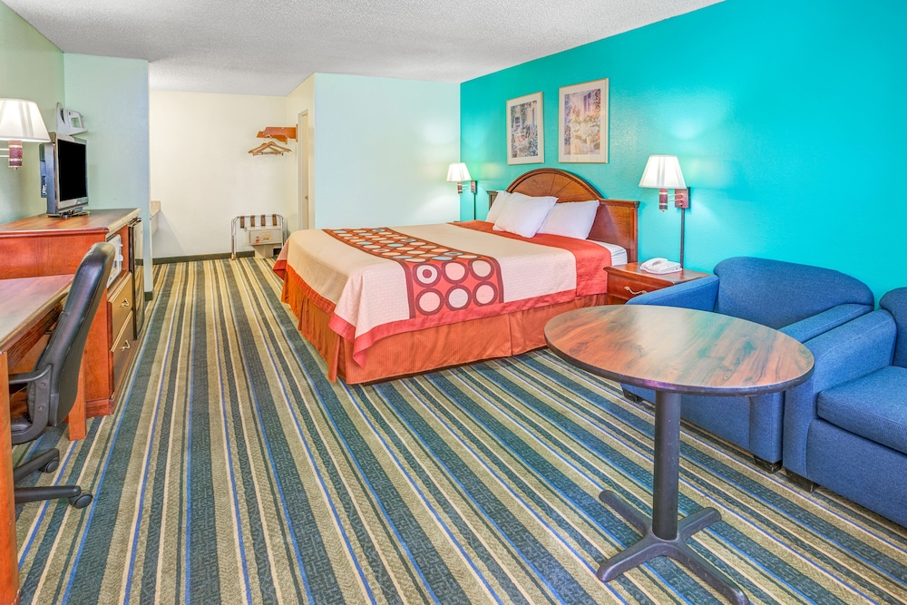 Super 8 by Wyndham Yreka 13/28