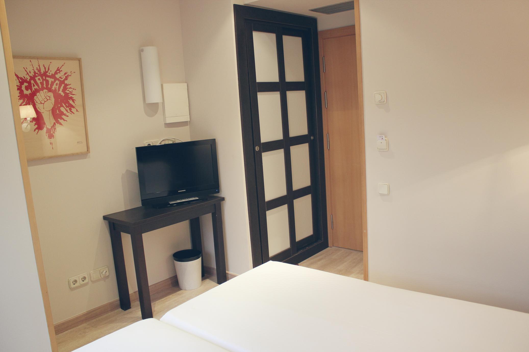 Basic, Double Bed