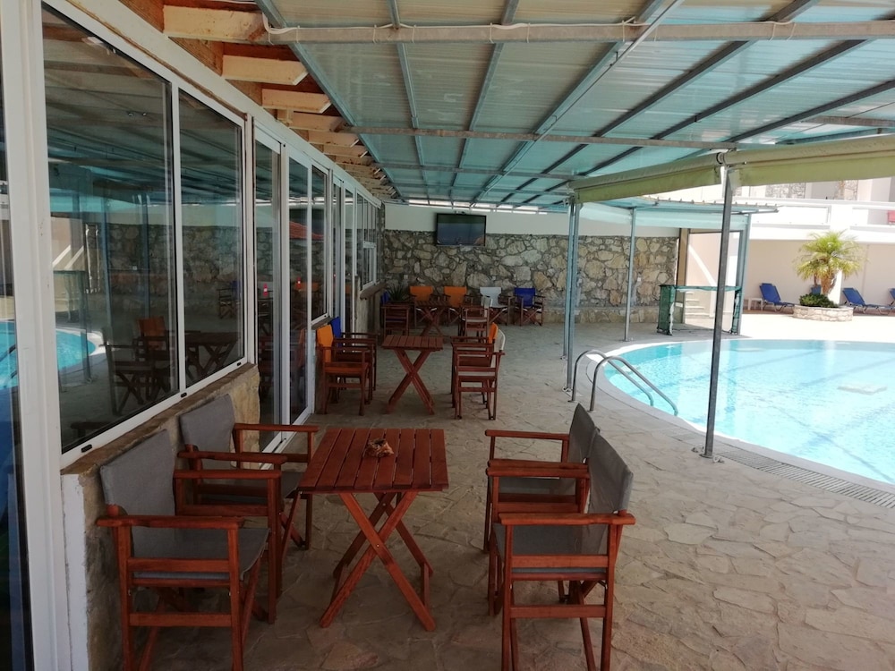 Creta Suites 60/70