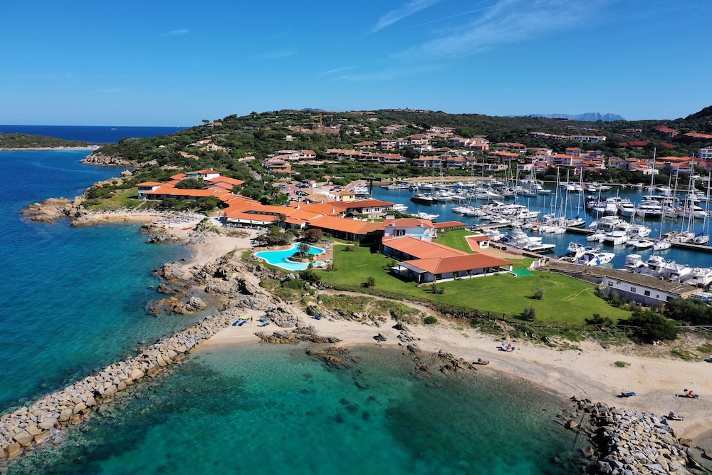 Hotel Sporting Porto Rotondo 44/50