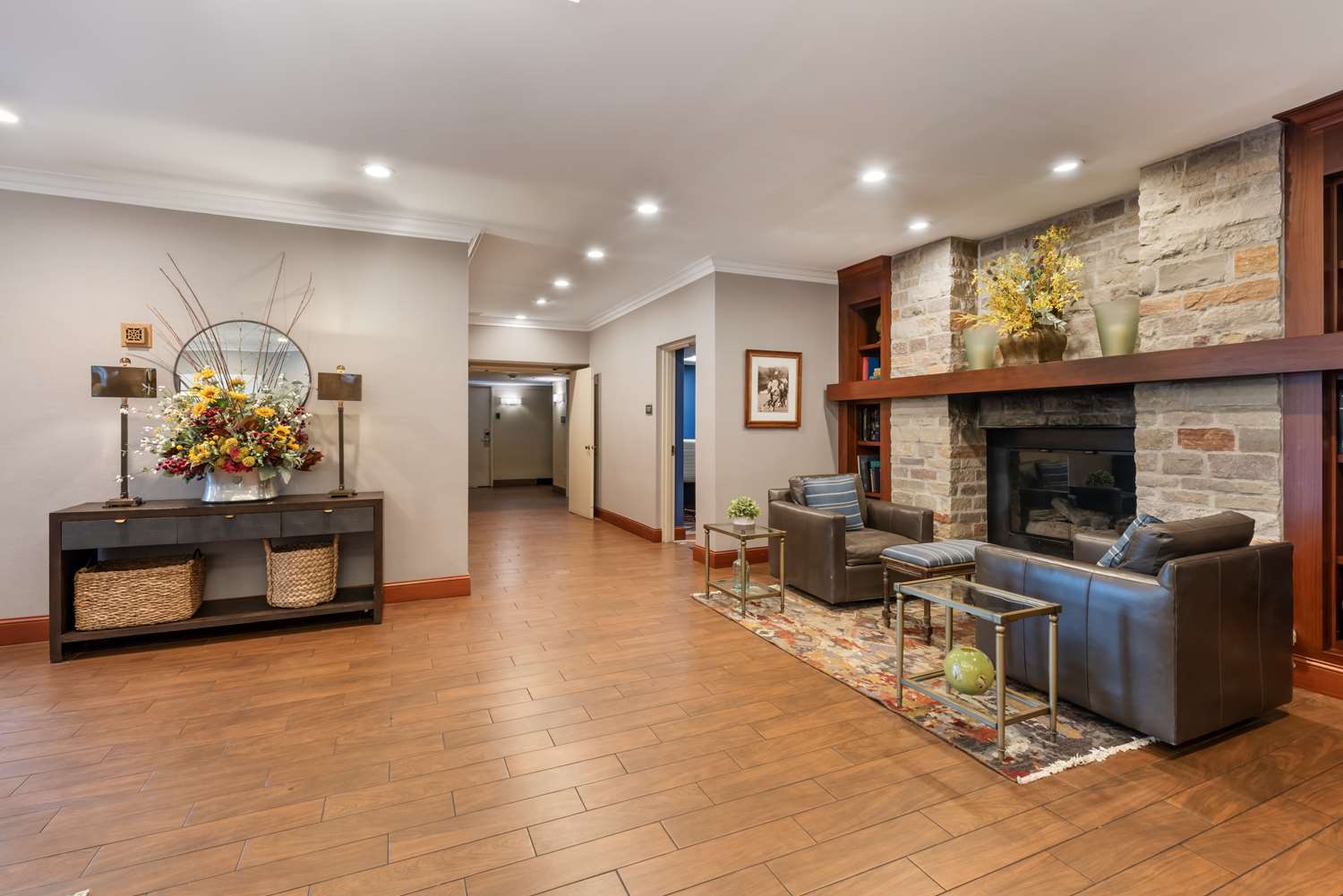 Best Western Plus White Bear Country Inn 28/47