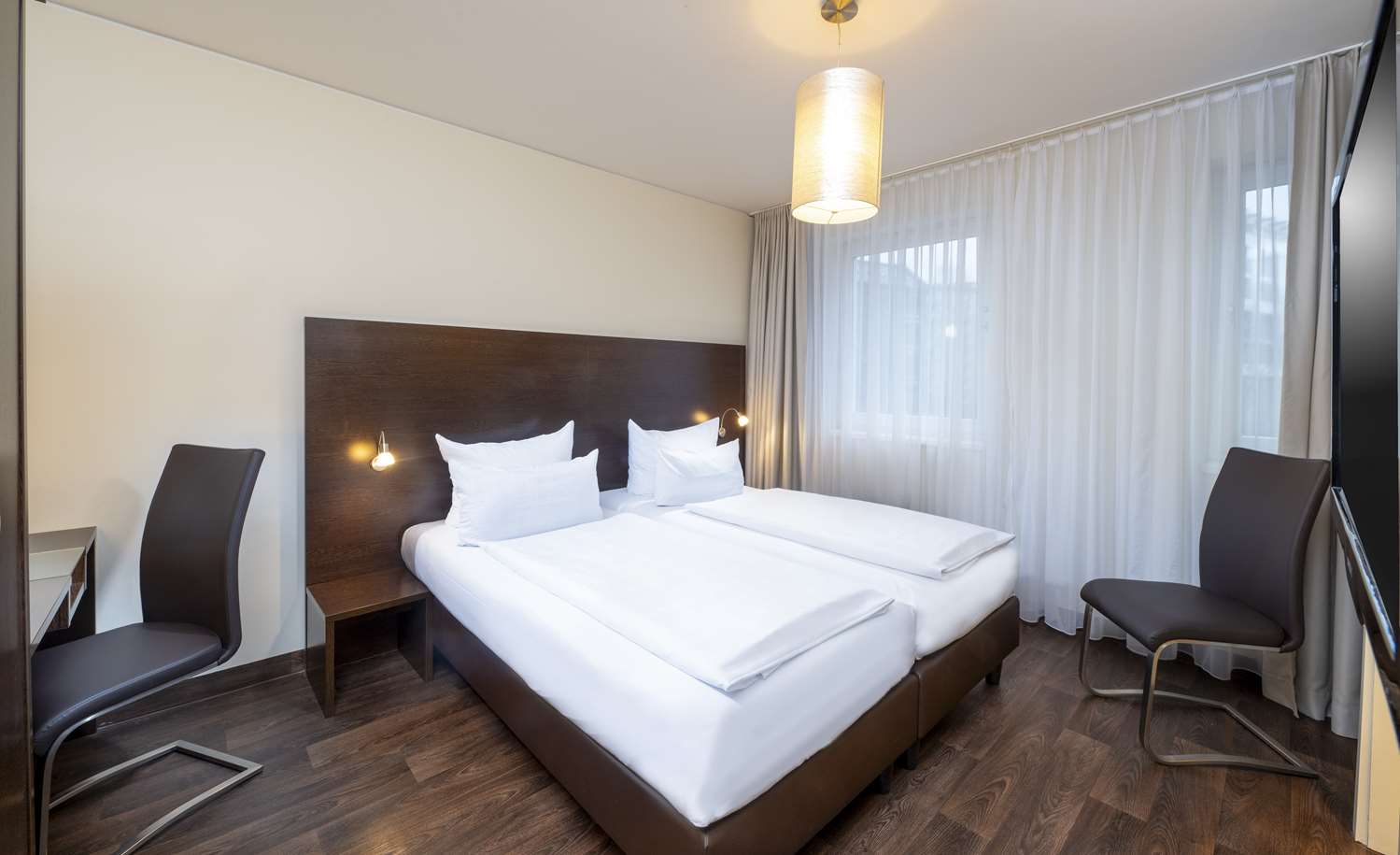 Premier Inn Berlin City Spittelmarkt 23/61