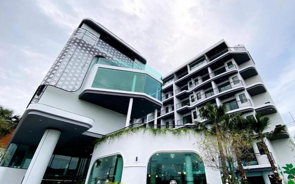Poolrada Boutique Hotel (SHA Extra Plus) 2/50