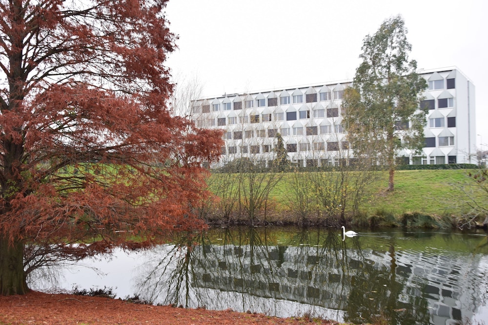 Novotel Paris Creteil Le Lac 45/48