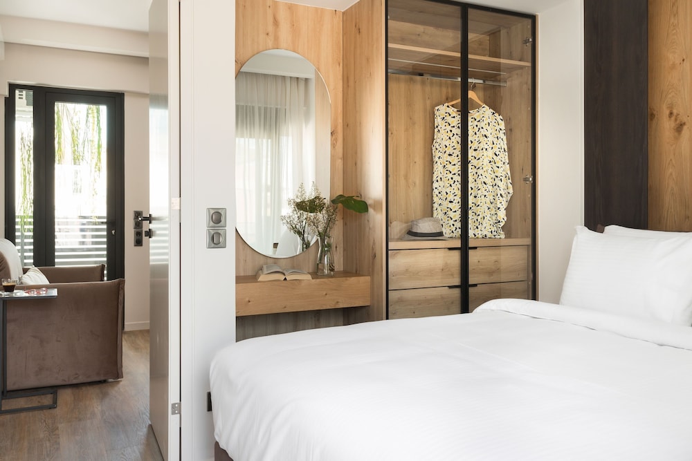 LUX&EASY Athens Downtown Apartments 15/50