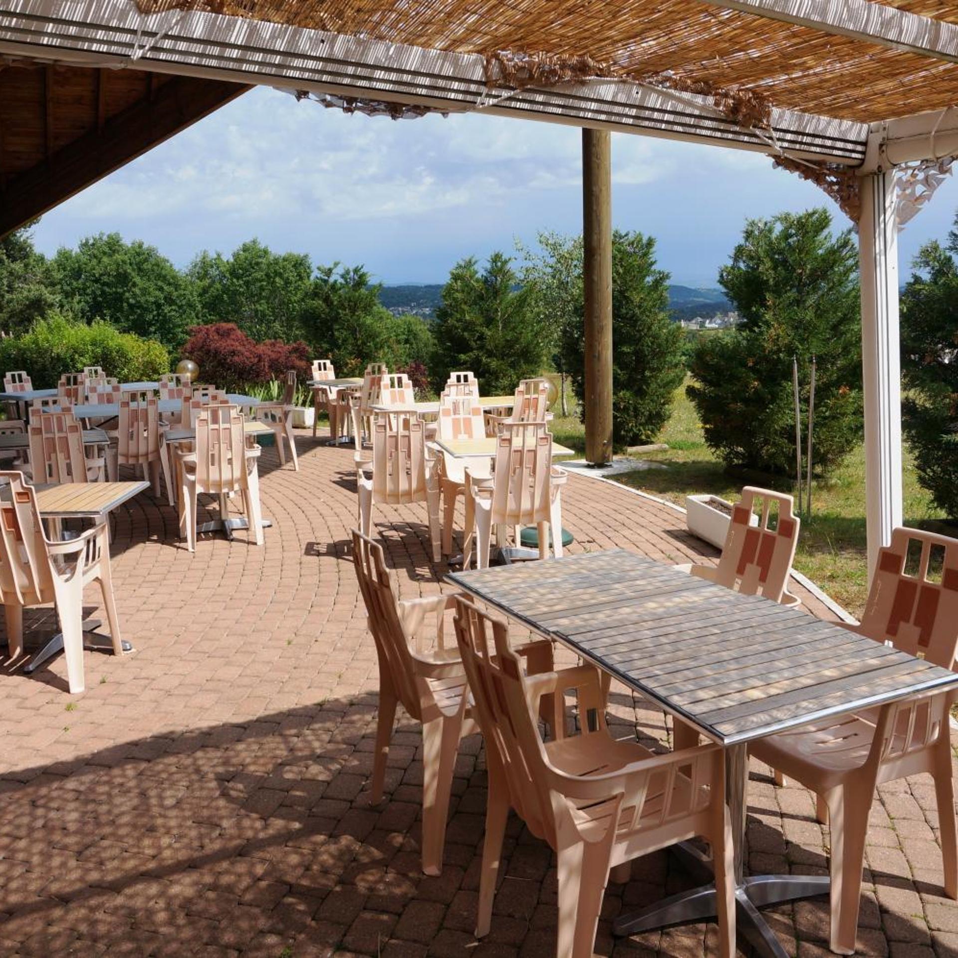 HOTEL LES PORTES D'APCHER 20/37