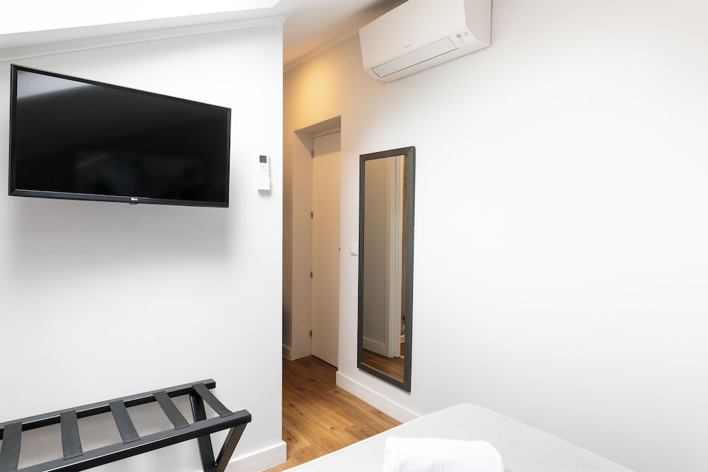 Lisboa 85 Suites and Apartments by Ridan Hotels 35/55