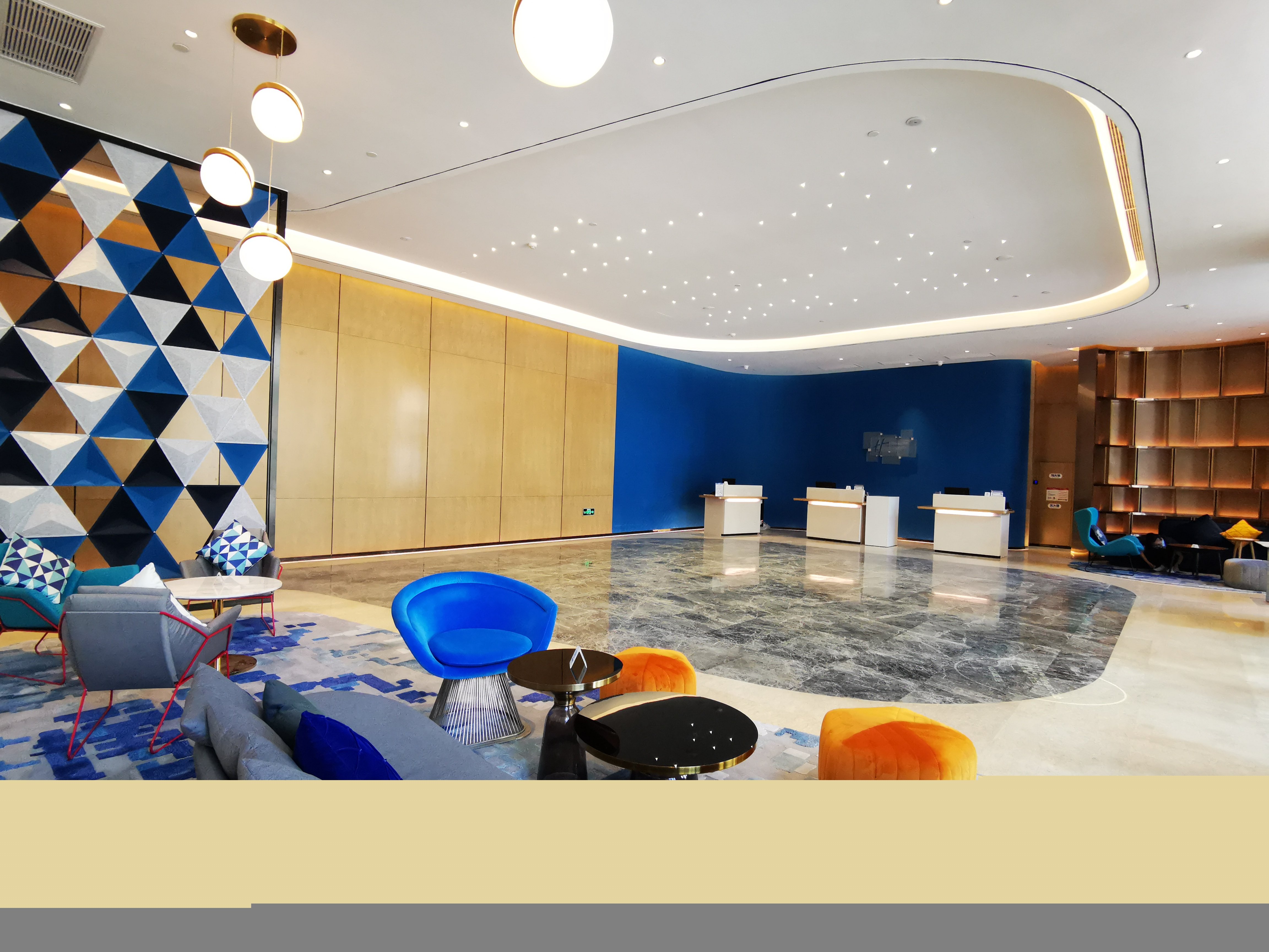 Holiday Inn Express Zhoushan Dinghai 37/39