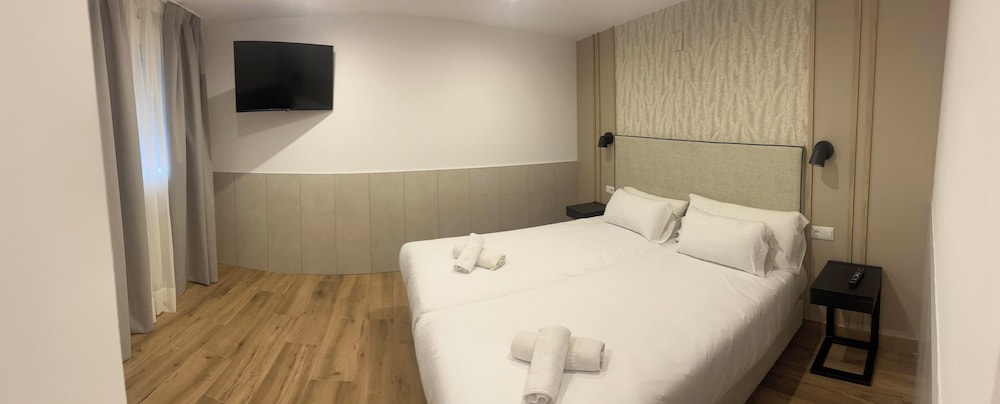 غرفة عائلية رباعية مع أريكة، Hotel Zen Airport 2/5