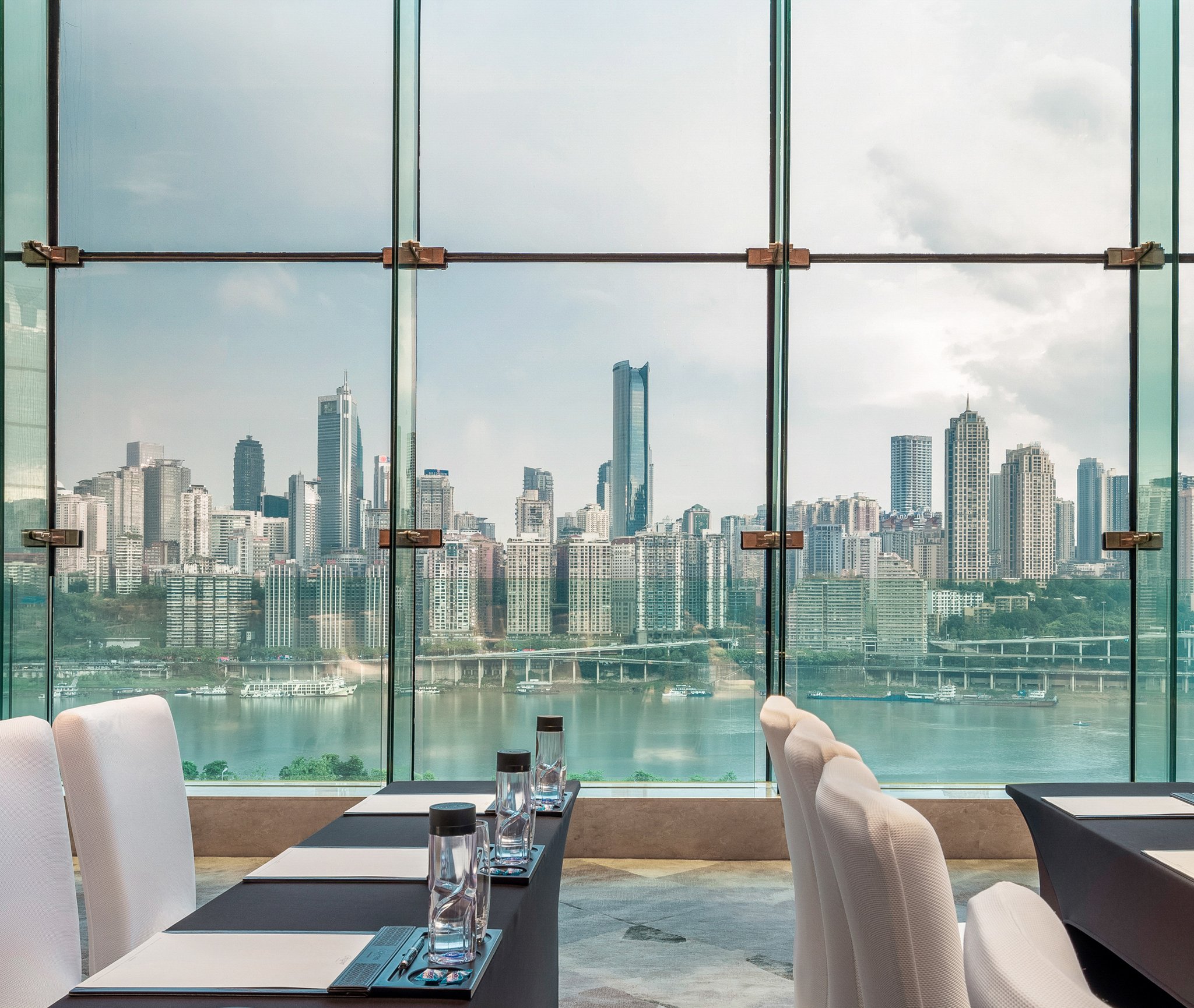 Regent Chongqing 35/81