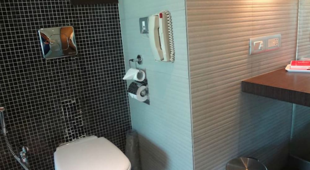 Ramada by Wyndham Navi Mumbai 26/51