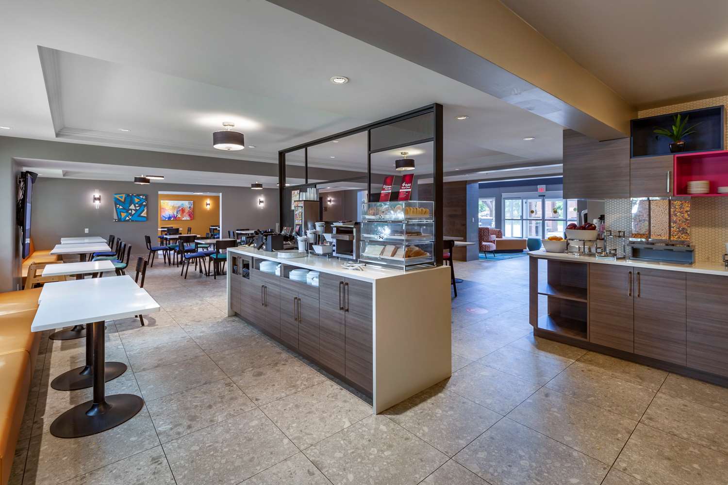 Best Western Plus West Edmonton 6/77