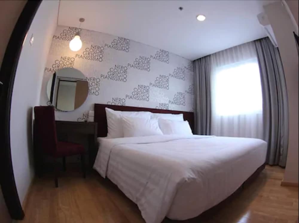 Mg Suites Hotel 7/21