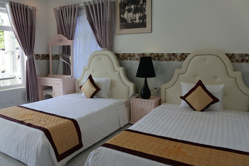 Godiva Phu Quoc Hotel 20/71
