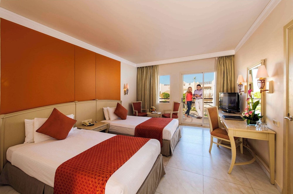 STANDARD, DOUBLE BED, SEA VIEW