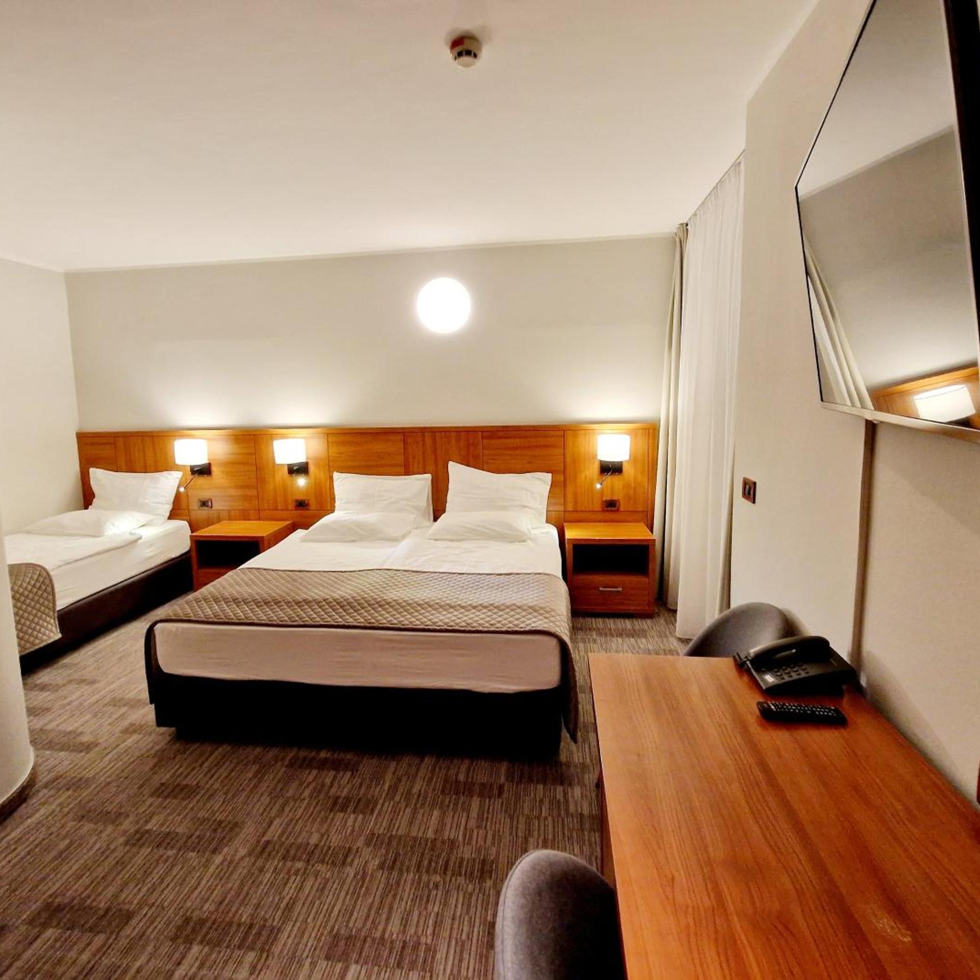 Economy, Twin Beds