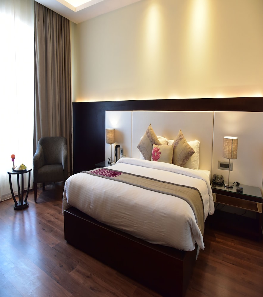 Marigold Sarovar Portico 11/50