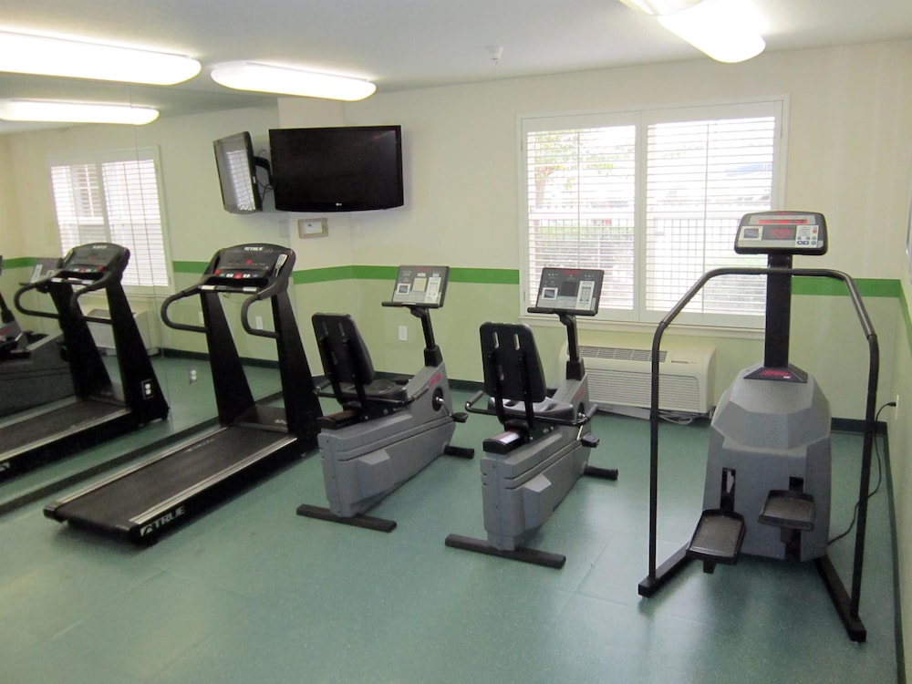 Extended Stay America Suites Orlando Southpark Commodity Cir 25/50