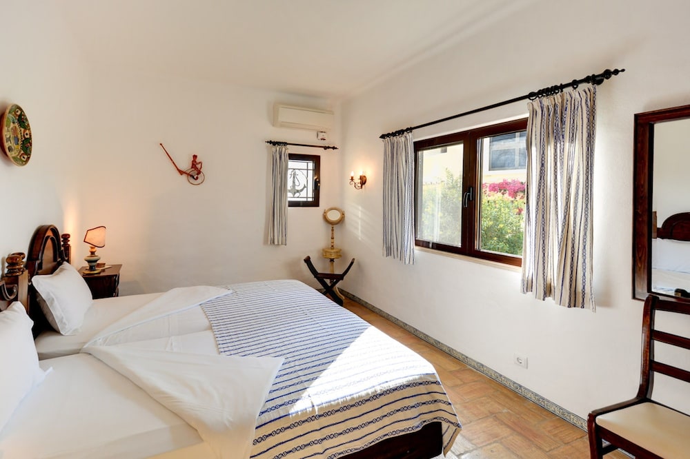 1 BEDROOM, APARTMENT, SEA VIEW