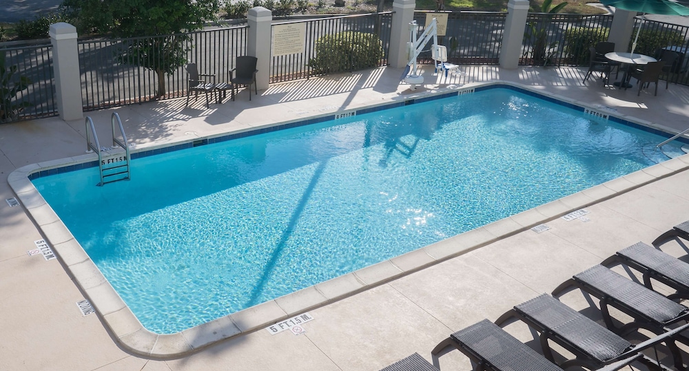 Hampton Inn Lakeland 1/44