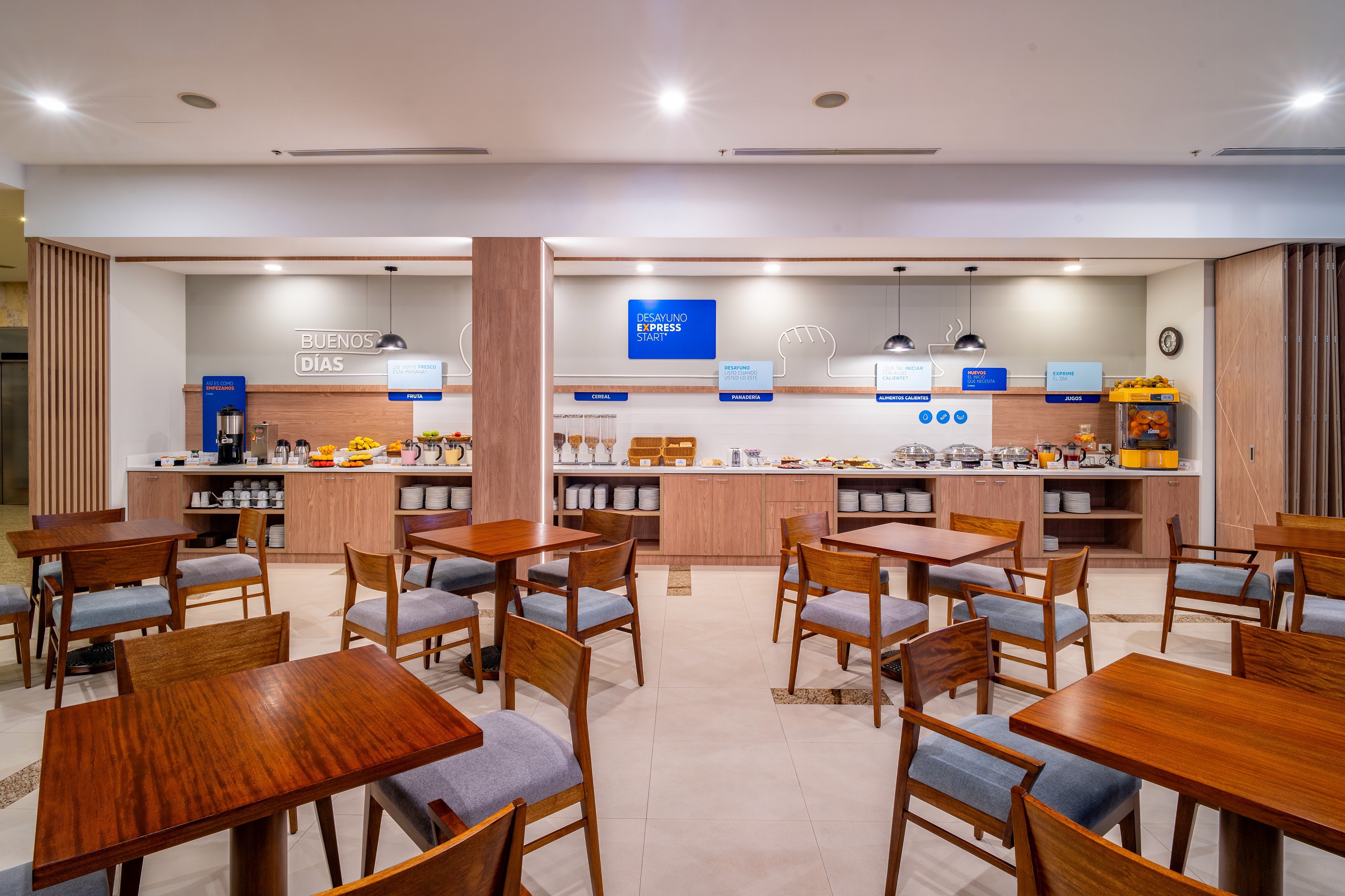 HOLIDAY INN EXPRESS QUITO 39/66