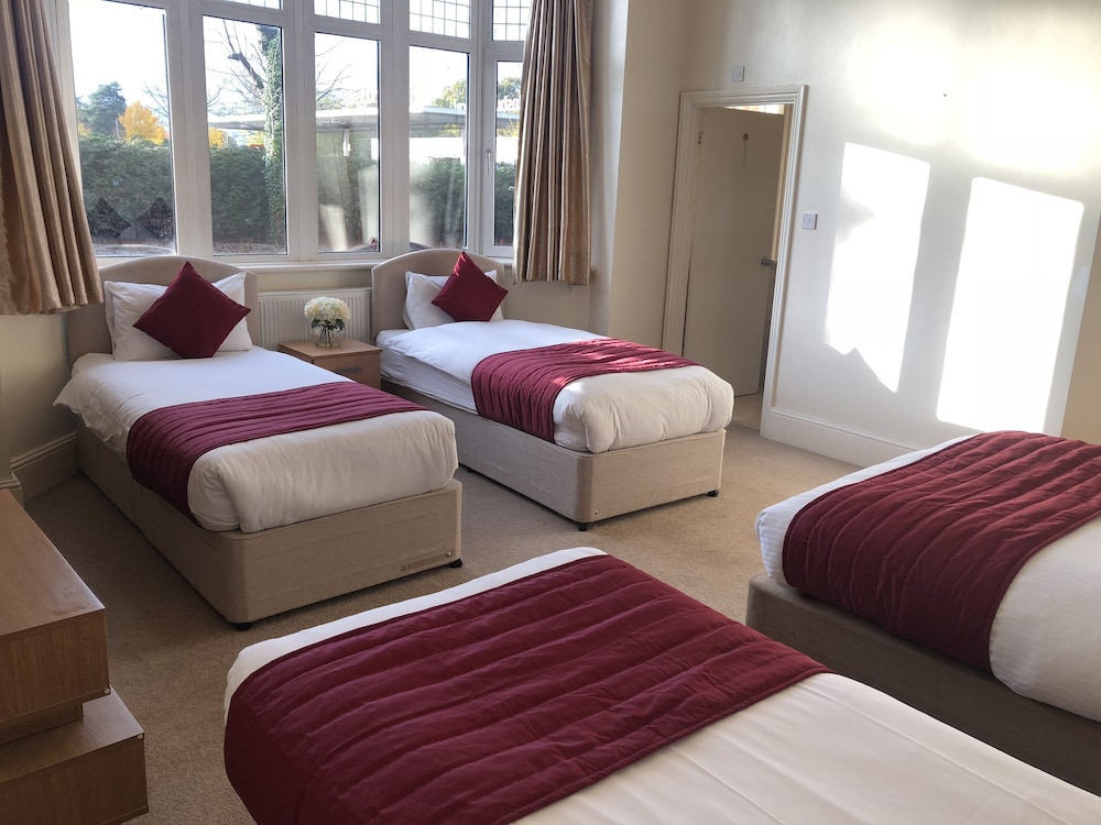 Gatwick Inn 34/53