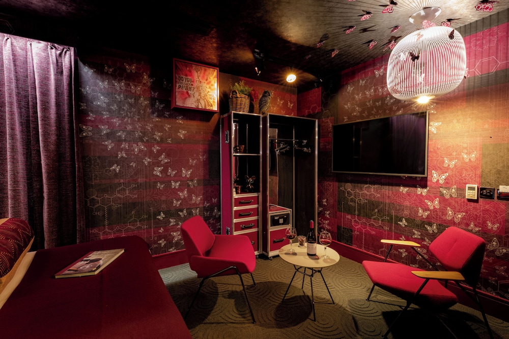 Hotel Megaro 60/67