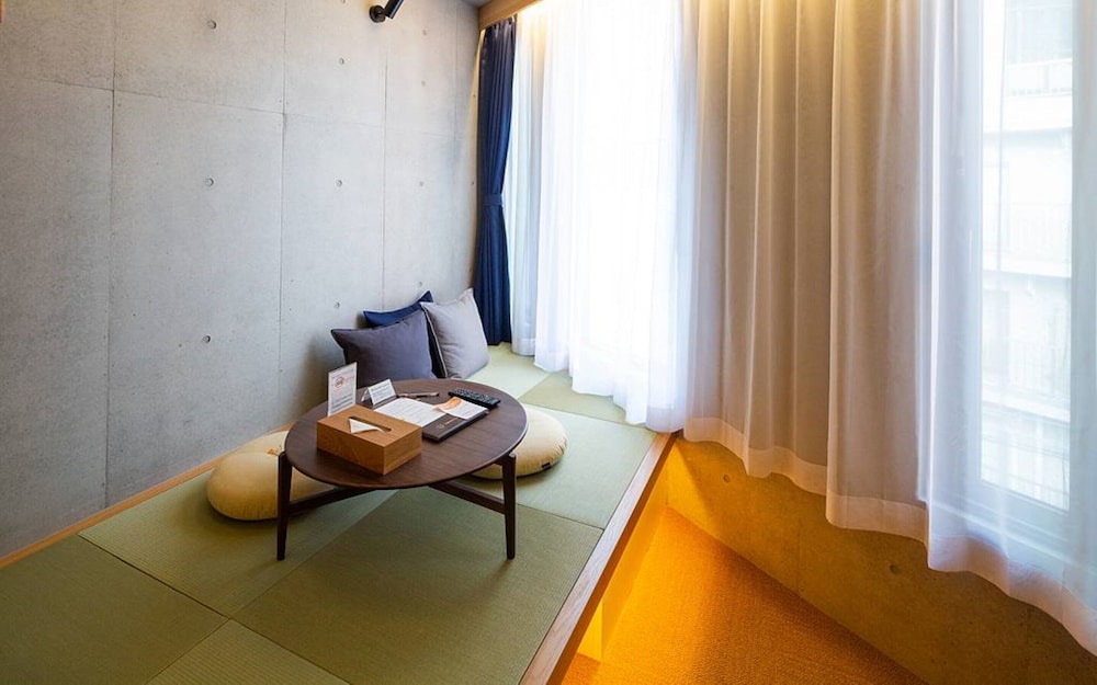 Sakura Cross Hotel Shinjuku East Annex 12/23